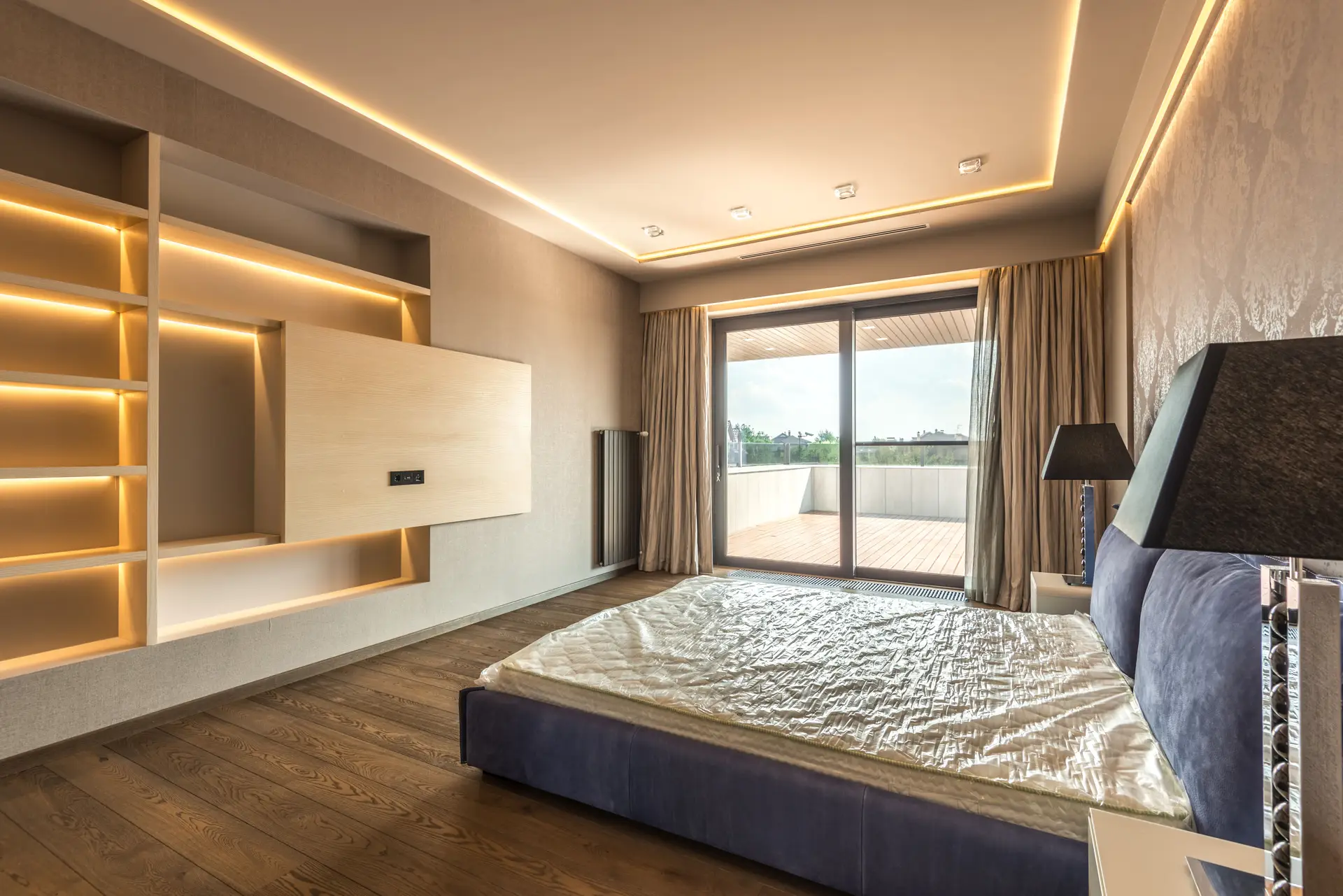 Executive Corner Suite